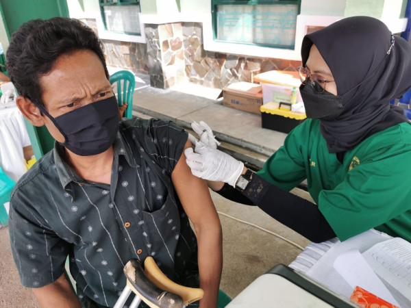 Mutasi Omicron Muncul, Komunitas TOSCA Gencar Lakukan Vaksinasi