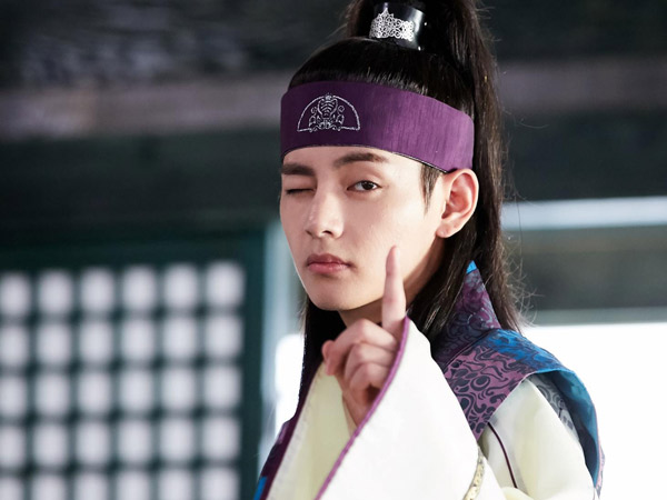 24 Idol K-Pop Gen 3 dan 4 yang Bermain Drama Korea