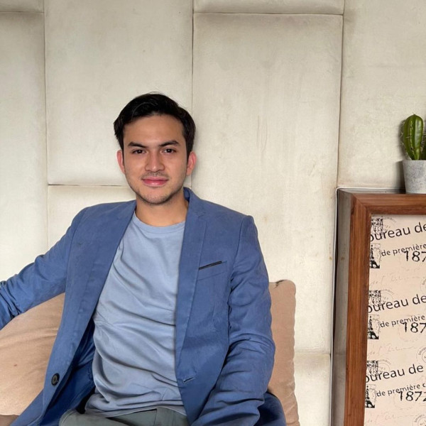 5 Fakta Rizky Nazar, Pacar Syifa Hadju yang Ditangkap saat Konsumsi Ganja