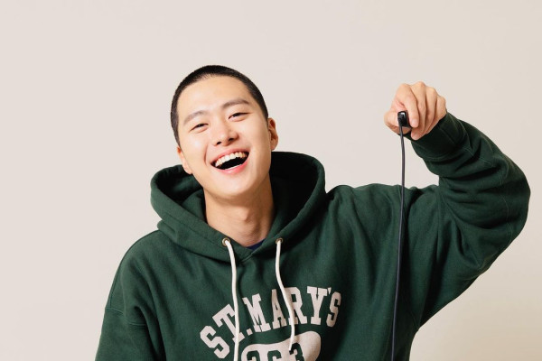 Gong Myung Mulai Wajib Militer Hari Ini, Jadi Tentara Aktif
