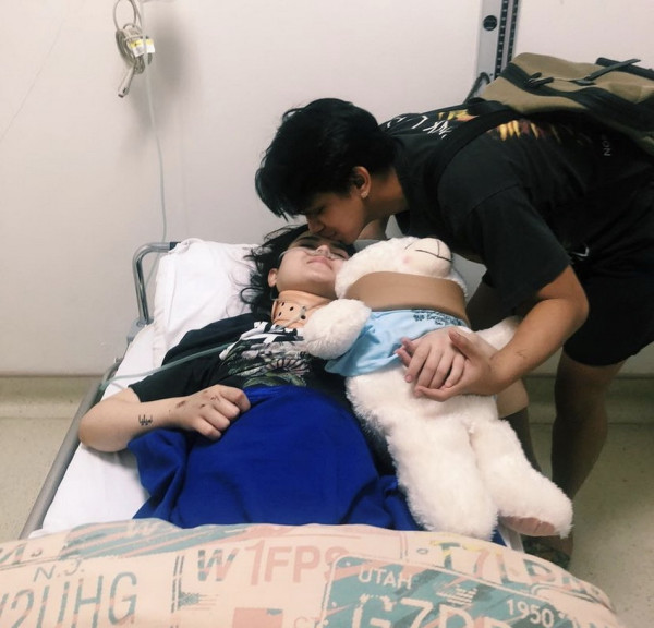 Tak Kenal Lelah, Ini 7 Momen Laura Anna Berjuang Sembuh dan Mendapat Keadilan