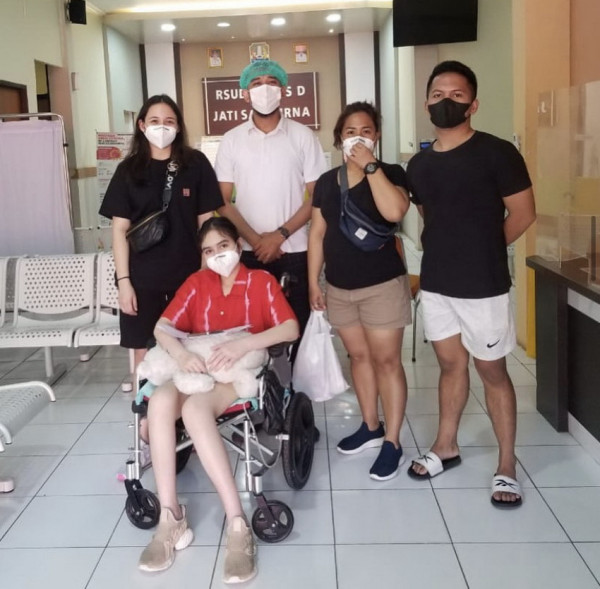 Tak Kenal Lelah, Ini 7 Momen Laura Anna Berjuang Sembuh dan Mendapat Keadilan