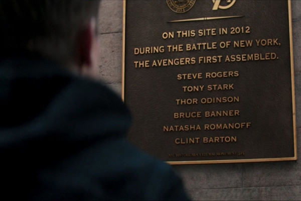Episode 5 Hawkeye Ungkap Penyewa Yelena untuk Bunuh Clint Barton
