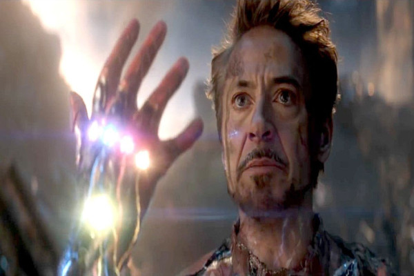 Ikuti Jejak Iron Man, Clint Barton Temui Ajal di Finale Hawkeye?