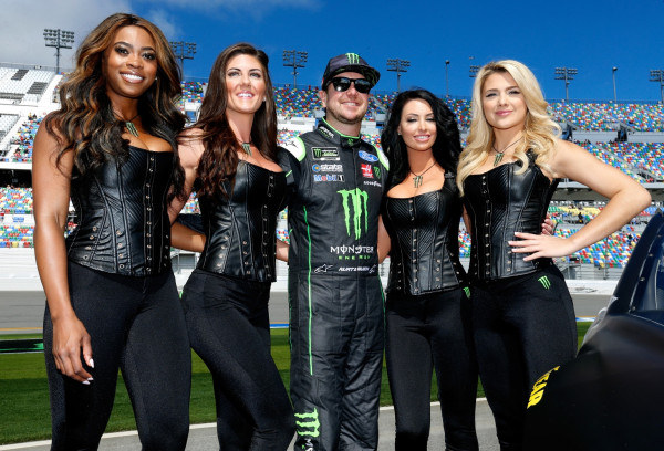 Ini Sosok yang Bikin Gadis-gadis Monster Energy Kelewat Hot dan Seksi