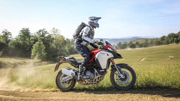 Off-Road dengan Sepeda Motor kini Terlarang di Italia