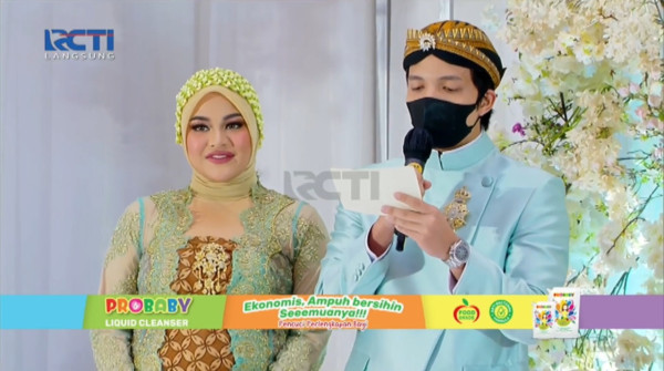 Atta Halilintar-Aurel Hermansyah Tampil Kompak dengan Baju Adat Jawa di 7 Bulanan