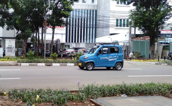 Fantastis, Mobil Pengganti Bemo Ini Nongol di Film Hollywood