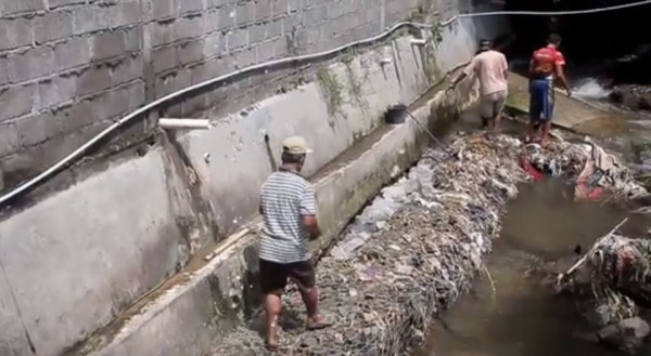Rumah Warga Ambruk di Bantaran Sungai Buntung Sleman