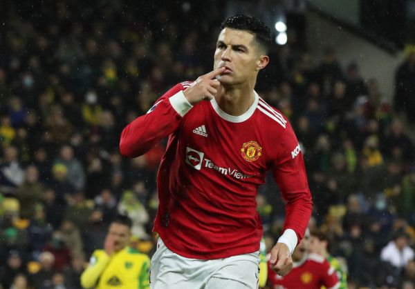 Pemain Sepak Bola Kelas Dunia yang Punya Anak di Luar Nikah, No 4 Tidak Mau Akui Anak Kandungnya