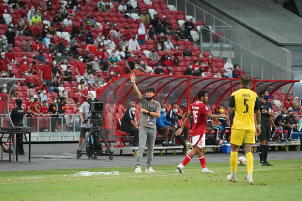 Baju Abu-abu Shin Tae-yong Jimat Timnas Indonesia di Piala AFF 2020, Masih kah Dipakai STY Lawan Singapura?