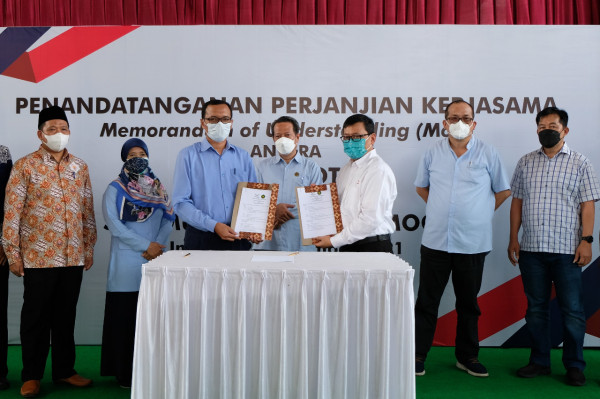 Ikut Majukan Pendidikan Indonesia. Wuling Gandeng SMK Muhammadiyah Imogiri