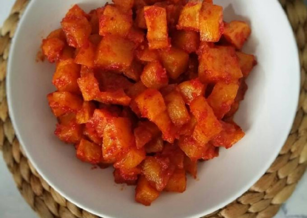 10 Menu Warteg Terfavorit, Tumis Usus Paling Digemari