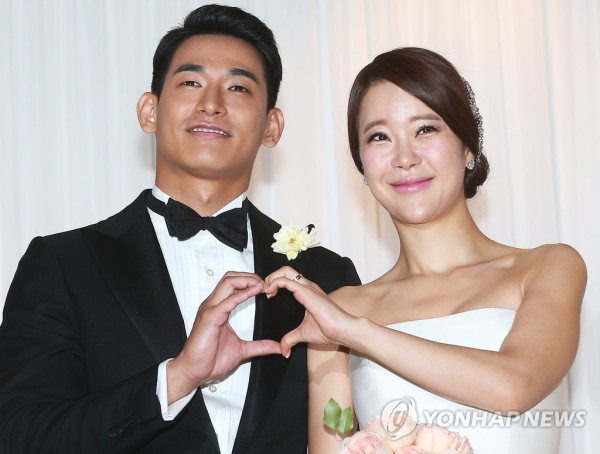 Pasangan Artis Korea yang Hubungannya Langgeng, Kisahnya Mengharukan!