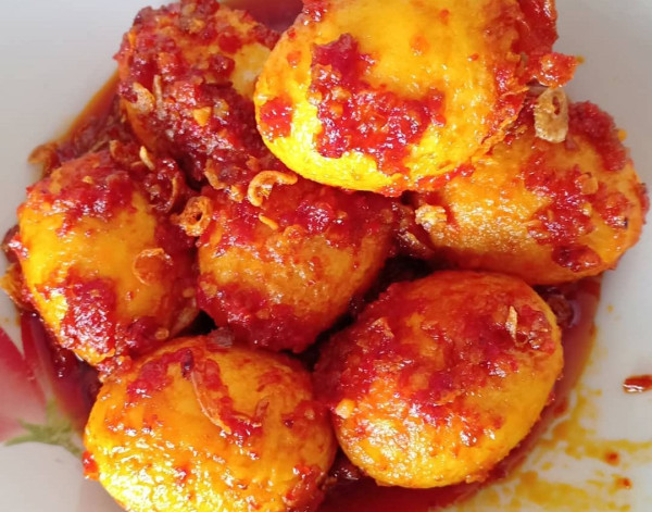 10 Menu Warteg Terfavorit, Tumis Usus Paling Digemari
