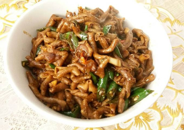 10 Menu Warteg Terfavorit, Tumis Usus Paling Digemari