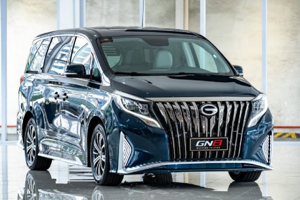 Ini Mobil yang Ramai-ramai Tiru Wajah Tampan Toyota Alphard