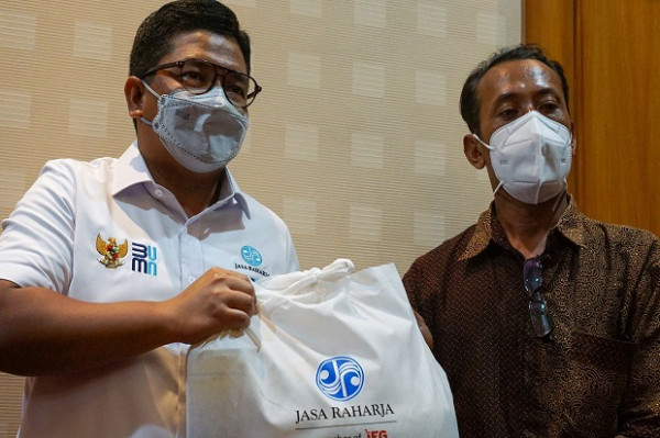 HUT ke-61 Jasa Raharja, Direktur Hubungan dan Kelembagaan Munadi Herlambang Lakukan Serangkaian Aksi Peduli