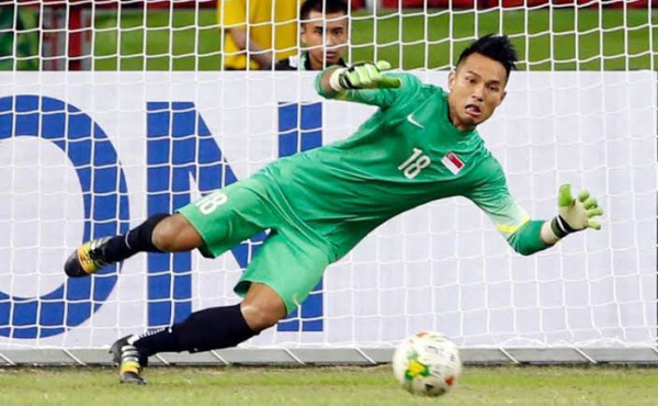 Aksi Heroik Kiper Singapura Hassan Sunny Guncang Twitter Disamakan Shaolin Soccer