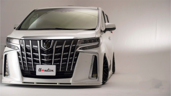 Modifikasi Toyota Alphard ala Jepang, Ada yang Diubah Jadi Rolls-Royce