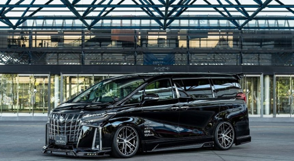 Modifikasi Toyota Alphard ala Jepang, Ada yang Diubah Jadi Rolls-Royce