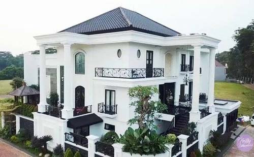 Salut! 5 Artis Muda Ini Sudah Punya Rumah Sendiri yang Berharga Miliaran