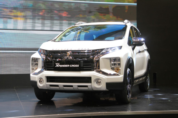 Paket SMART Bikin Harga Mitsubishi New Xpander dan New Xpander Cross Kompetitif