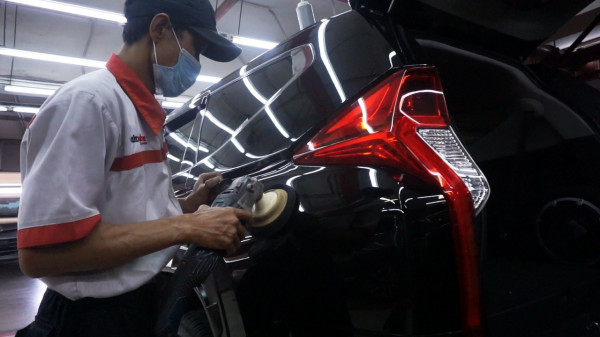 4 Tips Merawat Mobil di Musim Hujan Ekstrem