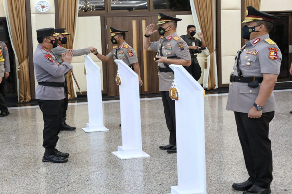 Profil Singkat 5 Teman Satu Angkatan Kapolri yang Naik Pangkat Hari Ini