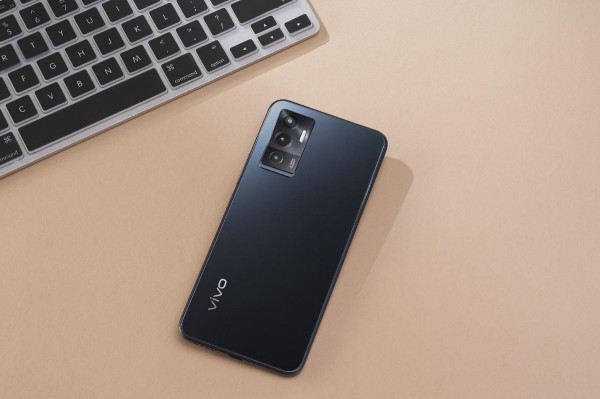 Tips Rayakan Tahun Baru dengan Fitur vivo V23e