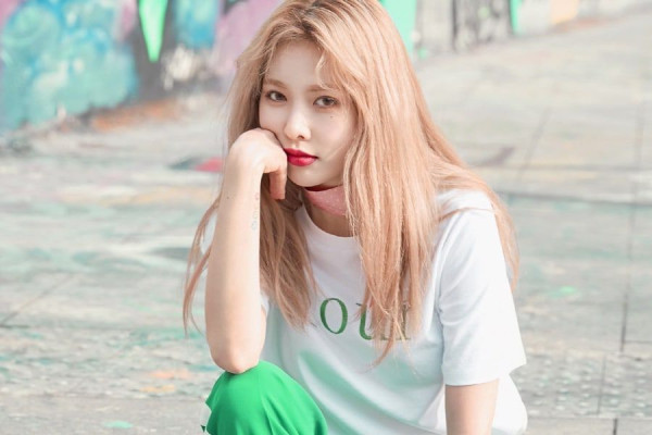 3 Idol K-Pop Wanita Ini Berani Tampil Tanpa Busana di Atas Panggung