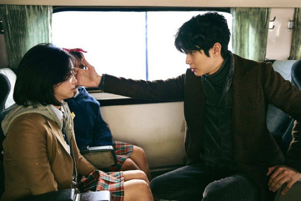 5 Pasangan Drama Korea 2021 yang Diharapkan Pacaran dalam Kehidupan Nyata