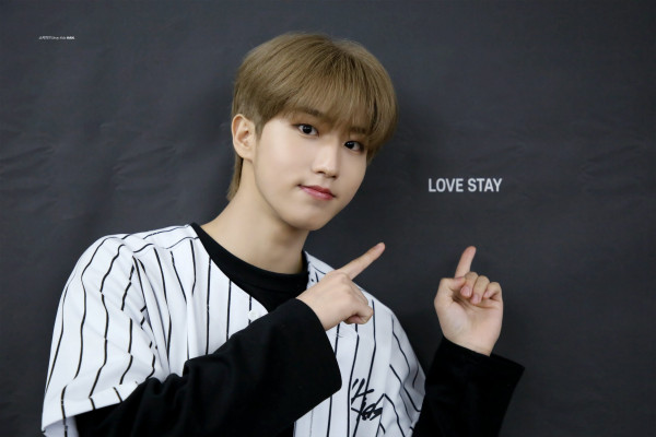 Happy World Introvert Day! Ini Deretan Artis Korea dengan MBTI Introver
