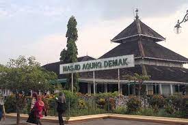 Kisah Ki Ageng Selo Sang Penakluk Petir dan Anti Kesambet