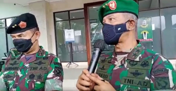 Viral! Oknum Anggota TNI Mengamuk dan Pukul Warga di Maluku