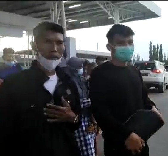 Penampakan Pemain Timnas Indonesia Witan Sulaeman Pulang Kampung Dijemput Mobil Pikap