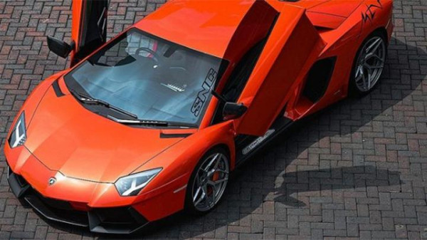 Total 5 Koleksi Supercar Crazy Rich Surabaya Melvin Tenggara Tembus Rp30 Miliar