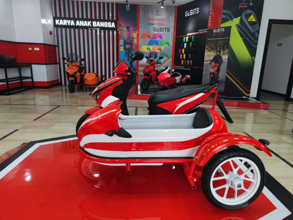 8 Alasan Membeli Motor Listrik di 2022
