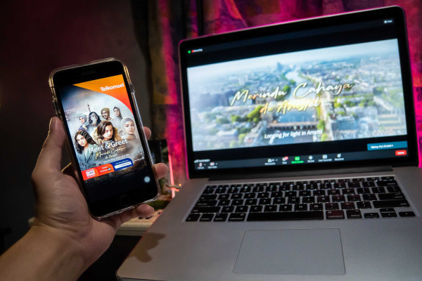 Film Merindu Cahaya de Amstel Tayang di MAXstream Mulai 20 Januari 2022