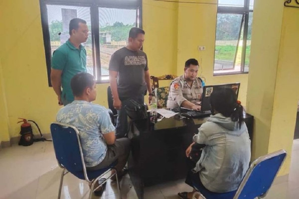 Fakta Baru Oknum Polisi Brigadir SJ Selingkuh dengan Pelakor, Nomor 3 Bikin Emak-Emak Geram!