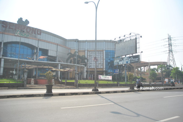 4 Gedung Angker di Tangerang, Nomor 3 Ada Makam di Basemen Mal