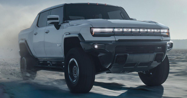 Bak Motor Balap, Mobil Listrik Hummer EV Bisa Lakukan Wheelie
