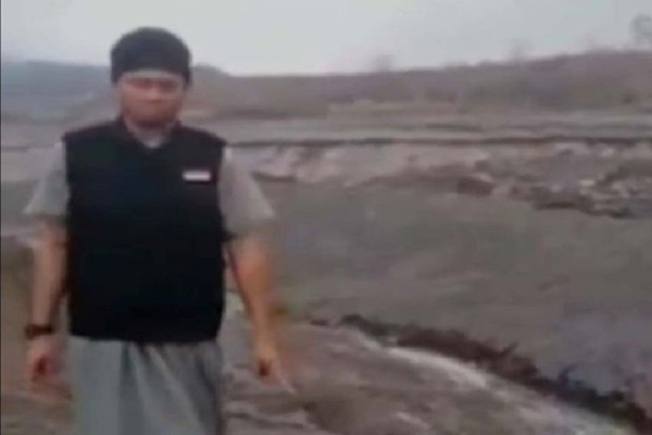 Terungkap! Penendang Sesajen Gunung Semeru Warga Lombok Timur Sedang Kuliah di Jogja