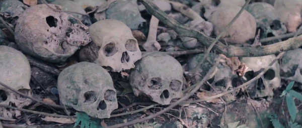 Film Beyond The Lake Trunyan, Kapal yang Berlayar ke Negeri Kematian