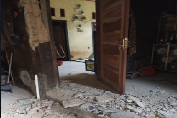 Penampakan Kerusakan Akibat Gempa M6,7 di Sumur Pandeglang Banten