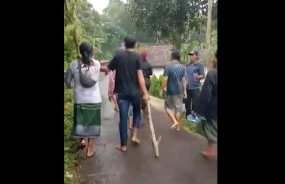 Terbakar Cemburu, Wanita Muda di Jember Dicekik Pacarnya hingga Tewas