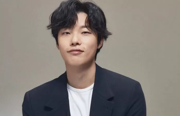6 Pekerjaan Artis Korea Sebelum Terkenal, Nomor 2 Penjual Susu Kedelai