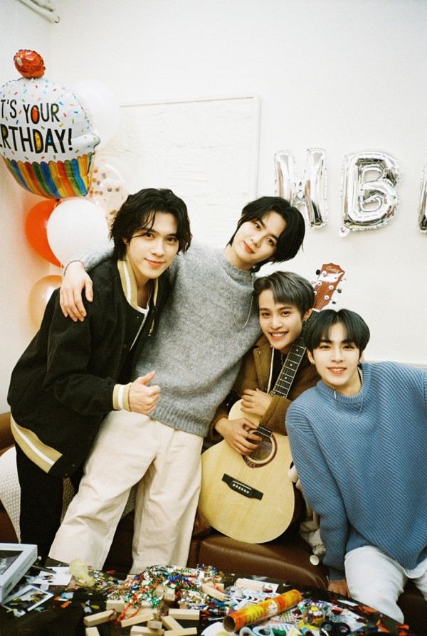 WayV Rayakan 3 Tahun Debut Tanpa Lucas, Intip Potretnya