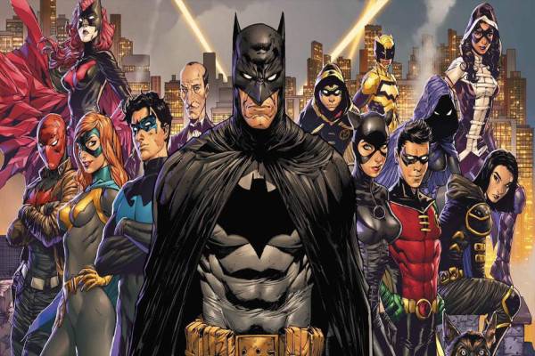 10 Bukti Perbedaan Moon Knight Marvel dengan Batman DC