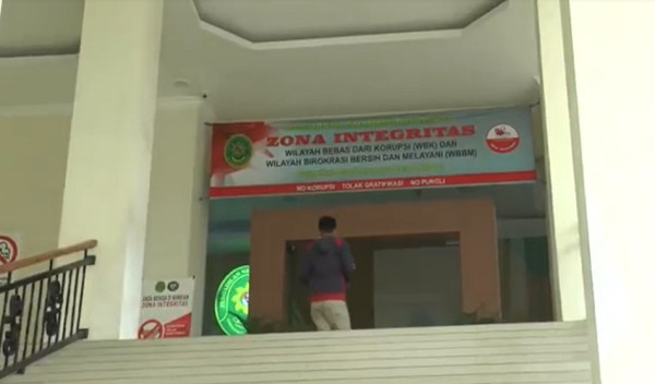 Penampakan PN Surabaya Usai OTT KPK, Sepi Ruangan Hakim di Lantai 4 Disegel
